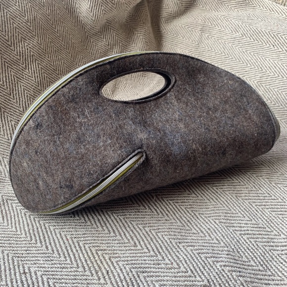 Josh Jakus UM Eco Felt Clutch Bag 13” x 7” - Picture 3 of 14